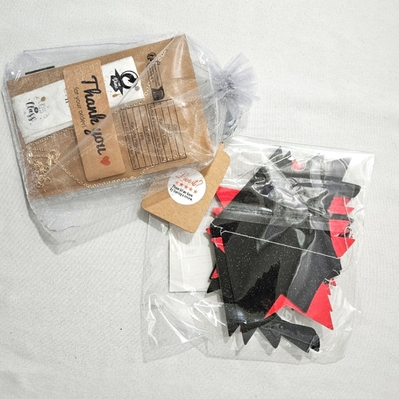 Red & Black graduation bundle 4pcs Necklace banner 20pcsGrad Stickers  bags - Picture 9 of 17